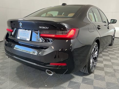 Certified 2025 BMW 330i Sedan w/ M Sport Package image 6