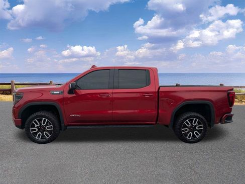 Used 2023 GMC Sierra 1500 AT4 w/ AT4 Premium Package AWD/4WD image 4
