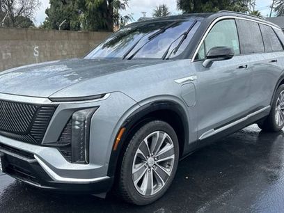 Used 2026 Cadillac Vistiq Luxury