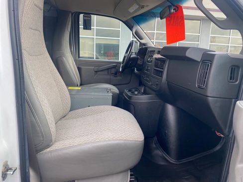 Used 2020 Chevrolet Express 2500 w/ Driver Convenience Package RWD image 20