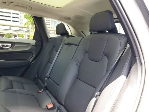 Certified 2023 Volvo XC60 B5 Plus image 13