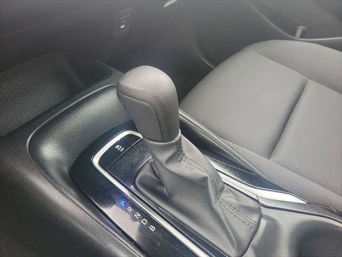 Certified 2024 Toyota Corolla LE image 27