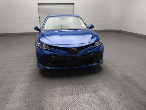 Used 2020 Toyota Camry LE FWD image 14