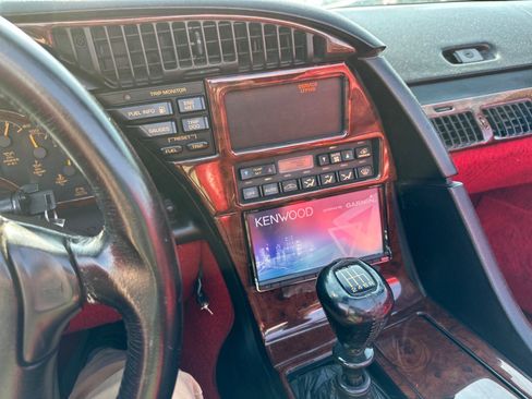 Used 1992 Chevrolet Corvette Convertible RWD image 28