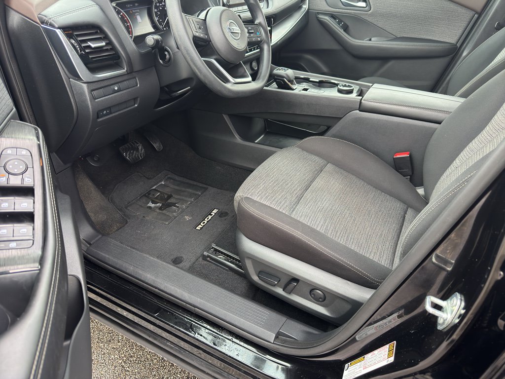 Used 2021 Nissan Rogue SV AWD/4WD image 23