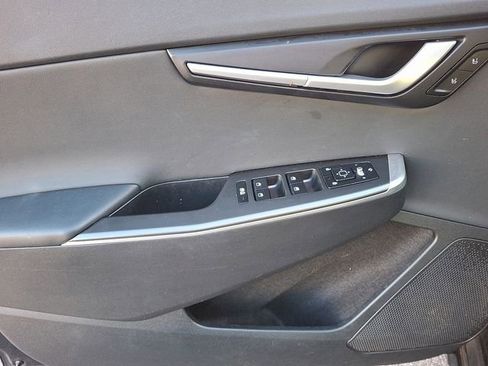 Used 2022 Kia EV6 Light image 15