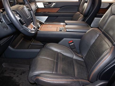 Used 2024 Lincoln Navigator Black Label image 23