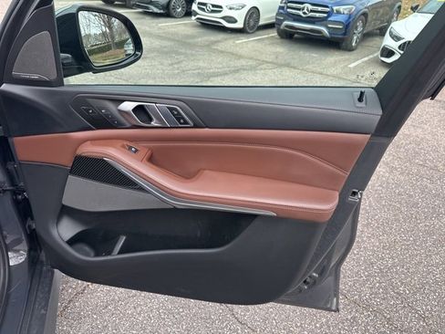 Used 2022 BMW X5 M50i w/ Executive Package image 20