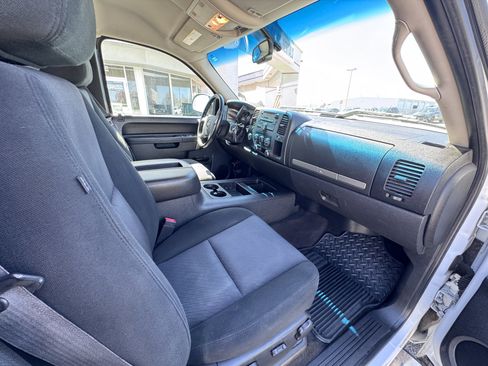 Used 2011 GMC Sierra 1500 SLE AWD/4WD image 39