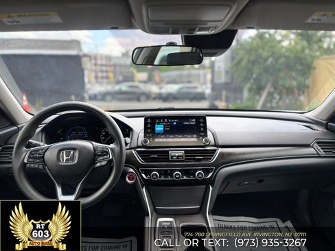 Used 2020 Honda Accord EX image 12