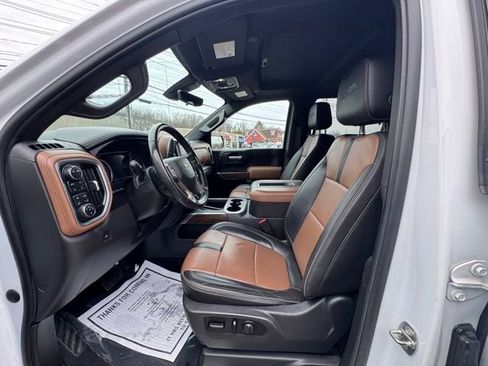 Used 2021 Chevrolet Silverado 1500 High Country w/ Technology Package AWD/4WD image 23