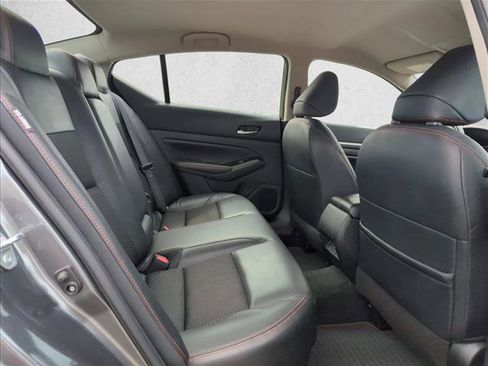 Used 2024 Nissan Altima 2.5 SR FWD image 18