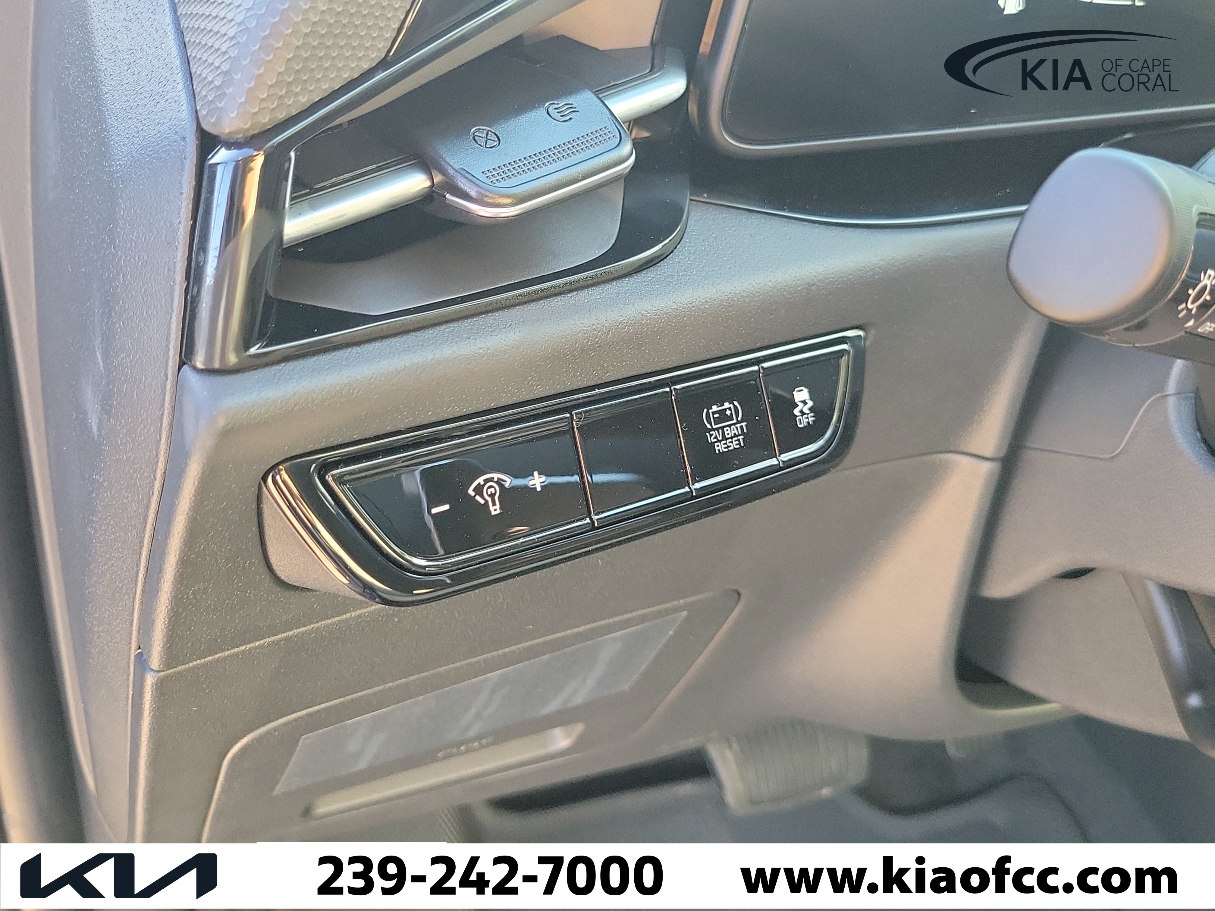 New 2026 Kia Niro EX FWD image 25