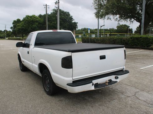 Used 1999 GMC Sonoma SL RWD image 5