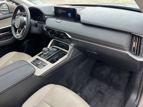 Used 2024 MAZDA CX-90 Plug-In Hybrid w/ Premium Pkg AWD/4WD image 16