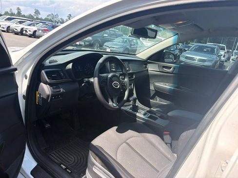 Used 2016 Kia Optima LX FWD image 11