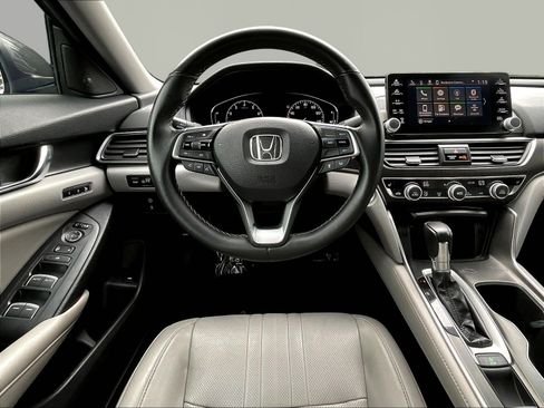 Used 2018 Honda Accord EX-L image 8