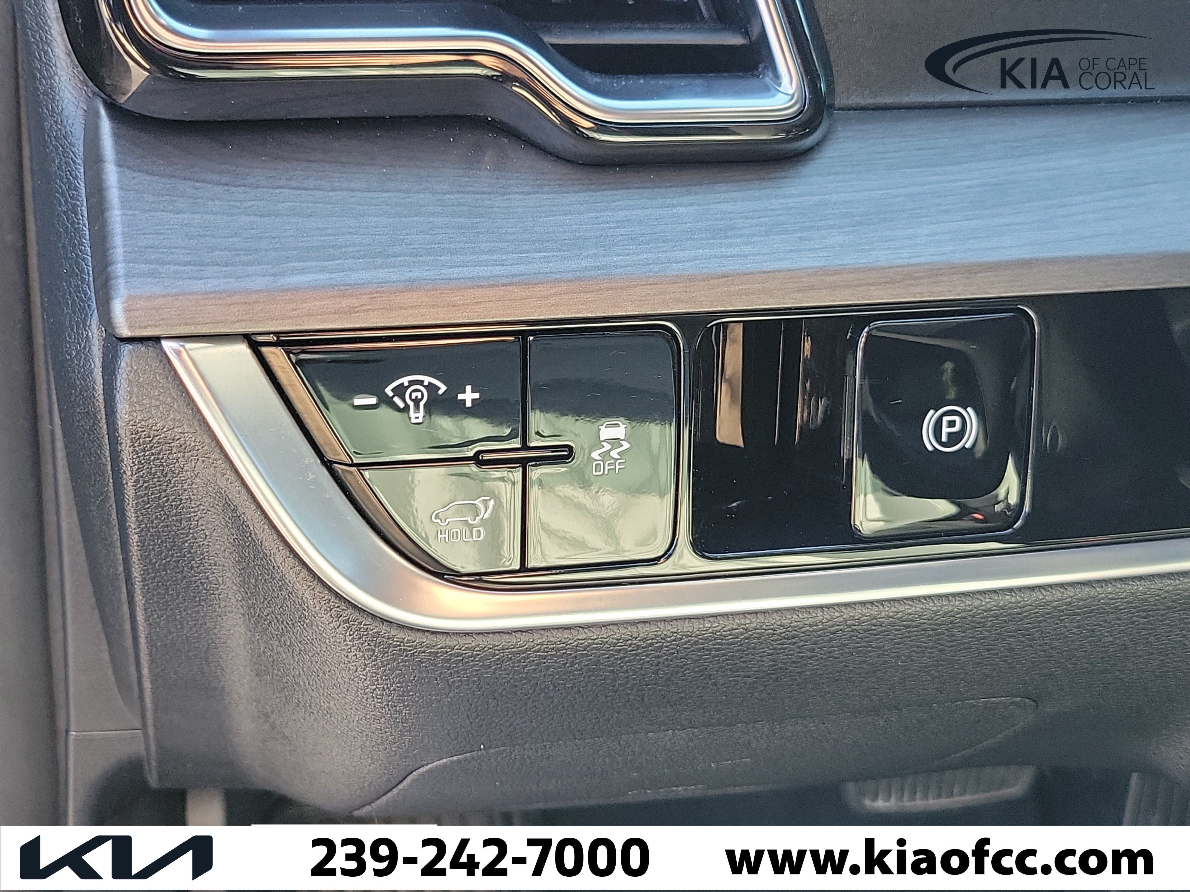 Used 2023 Kia Sportage X-Line w/ X-Line Premium Package AWD/4WD image 25