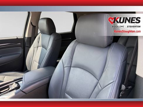 Used 2021 Buick Enclave Premium w/ Surround and Sites Package AWD/4WD image 21