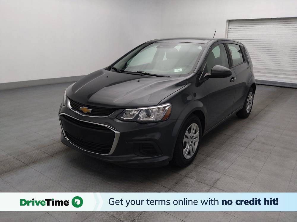 Used 2020 Chevrolet Sonic LT FWD image 1