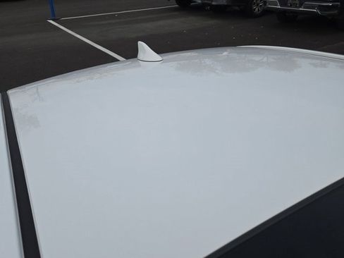 Used 2020 Toyota Corolla LE image 34