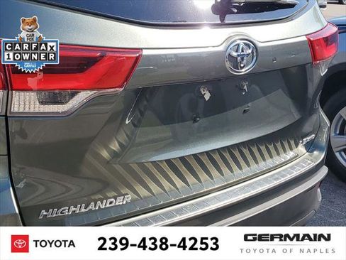 Certified 2019 Toyota Highlander Plus w/ Protection Package #3 image 17