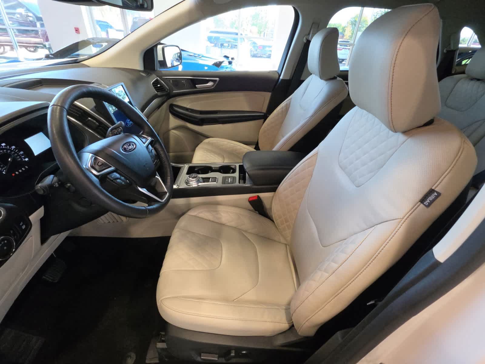 Used 2024 Ford Edge Titanium w/ Equipment Group 301A AWD/4WD image 14