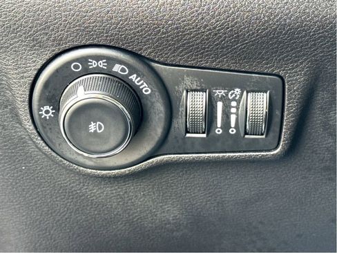 Used 2022 Jeep Compass Latitude w/ Convenience Group image 12