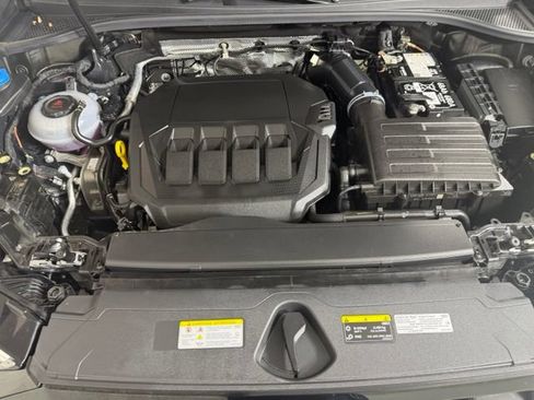 Certified 2025 Audi Q3 2.0T Premium Plus AWD/4WD image 25