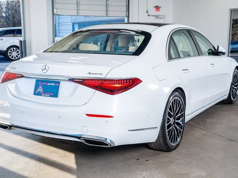 Used 2024 Mercedes-Benz S 580 4MATIC Sedan image 6