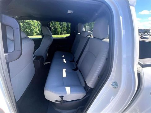 Used 2026 Toyota Tacoma SR5 AWD/4WD image 15