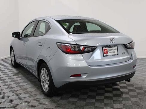 Used 2017 Toyota Yaris iA FWD image 4