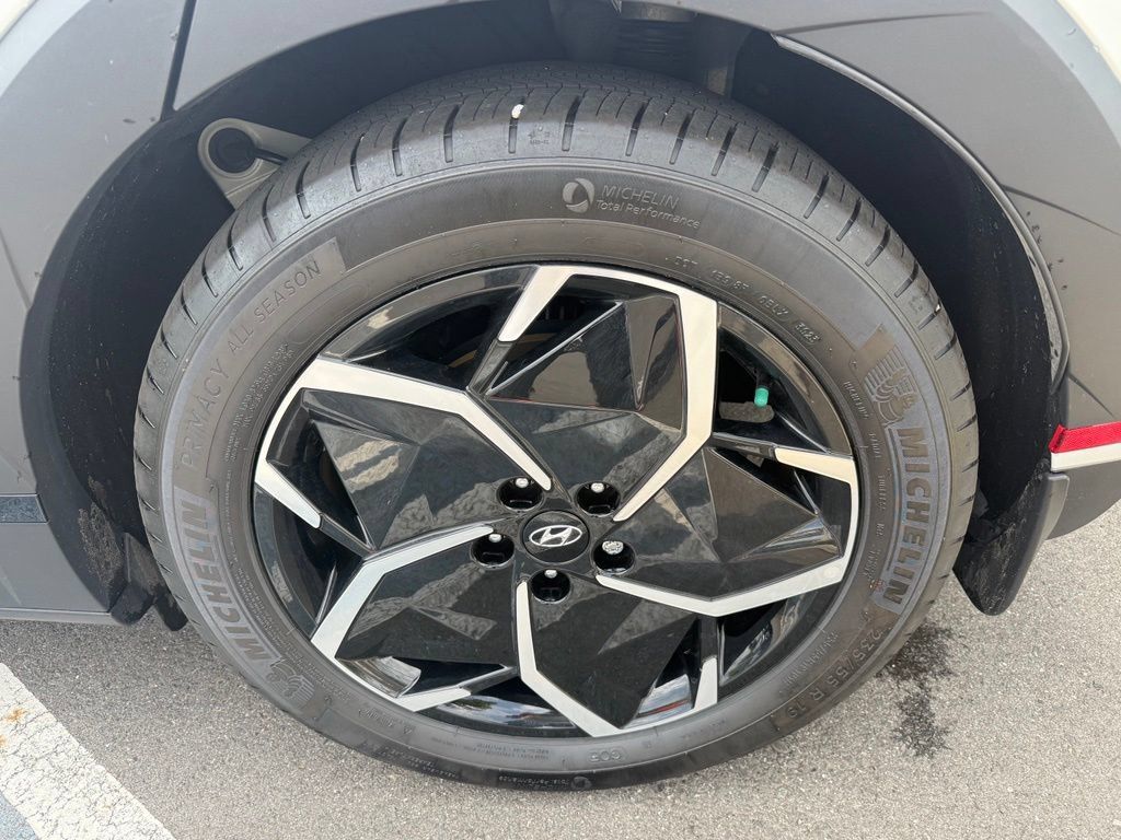Certified 2024 Hyundai Ioniq 5 SEL AWD/4WD image 30