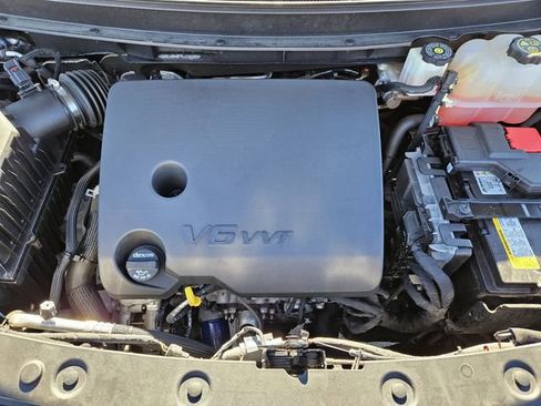 Used 2024 Buick Enclave Premium image 31