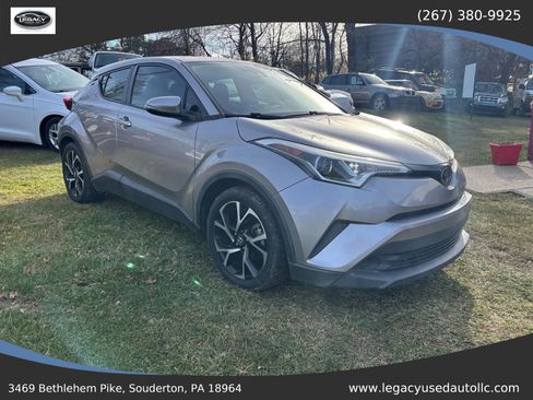 Used 2018 Toyota C-HR image 23