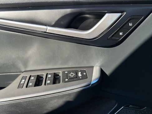 Used 2022 Kia EV6 Wind w/ Wind Technology Package image 11