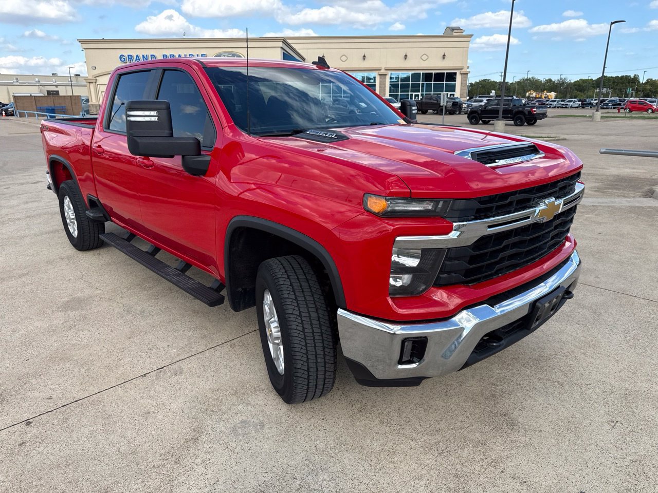 Used 2024 Chevrolet Silverado 2500 LT w/ Convenience Package AWD/4WD image 17