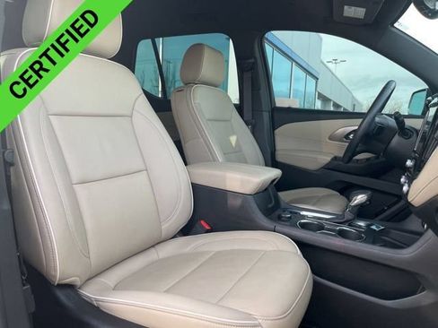 Certified 2023 Chevrolet Traverse Premier AWD/4WD image 17
