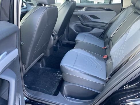 New 2025 Volkswagen Tiguan SE image 61