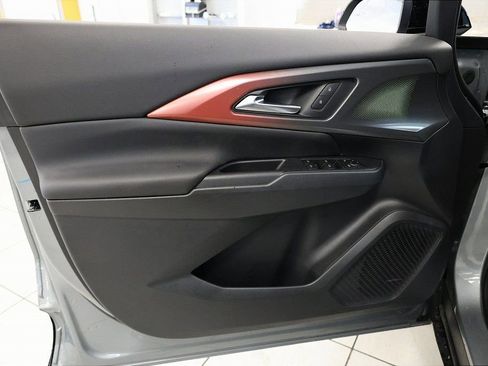 New 2026 Chevrolet Equinox EV RS image 13