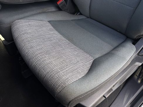 Used 2024 Ford F250 XLT image 25