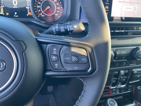 New 2026 Jeep Wrangler Unlimited Rubicon w/ Safety Group image 16