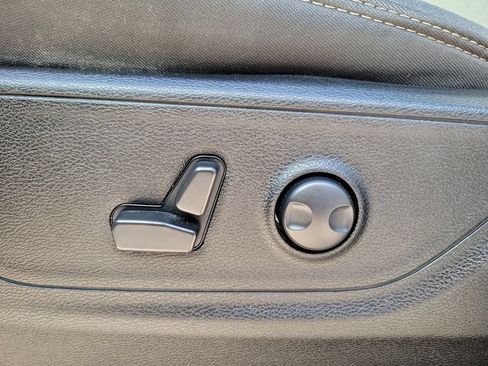 Used 2022 RAM 1500 Big Horn AWD/4WD image 22