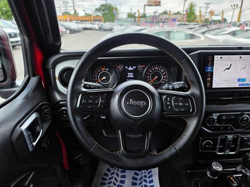 Used 2024 Jeep Wrangler Unlimited Sport AWD/4WD image 4