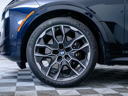 Certified 2024 BMW X7 M60i w/ Executive Package AWD/4WD image 9