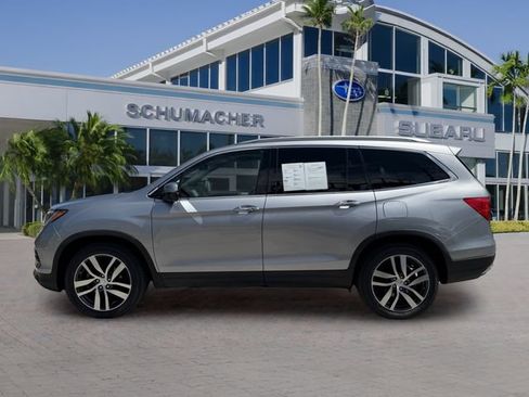 Used 2017 Honda Pilot Elite image 4