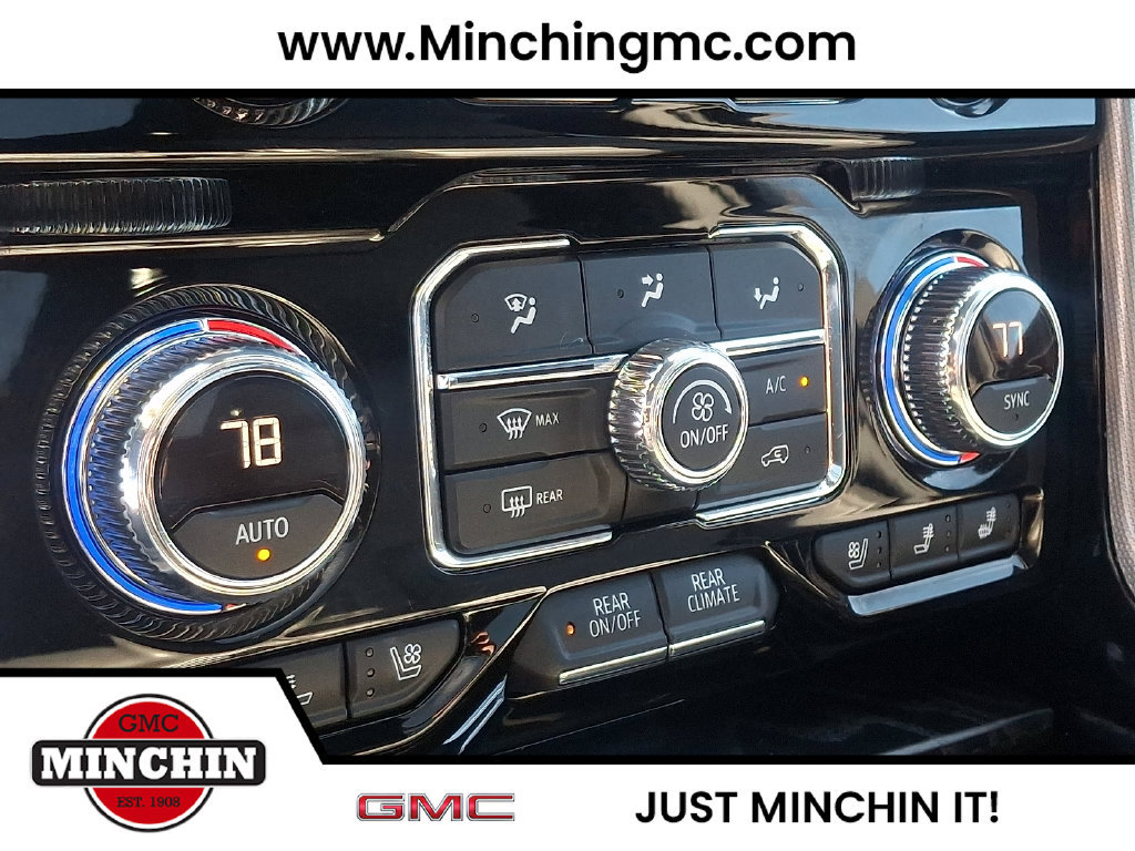 Used 2022 GMC Yukon XL Denali w/ Denali Premium Package AWD/4WD image 17
