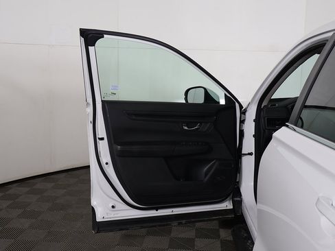 Used 2024 Honda CR-V EX image 19