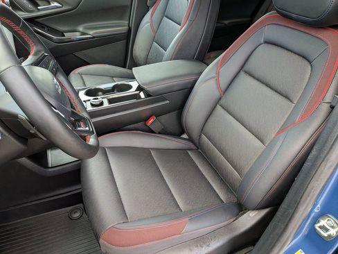 Used 2026 Chevrolet Equinox RS w/ LPO, Floor Liner Package FWD image 15