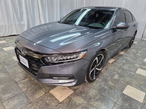 Used 2020 Honda Accord Sport image 2